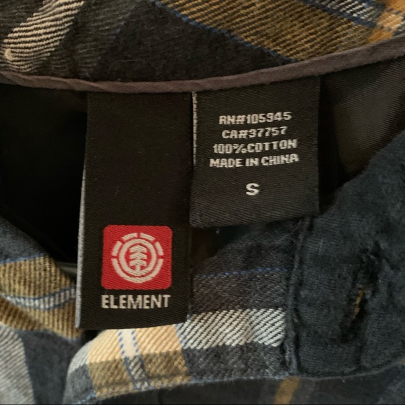 😎 2/$25 😎 Element flannel - Picture 3 of 4